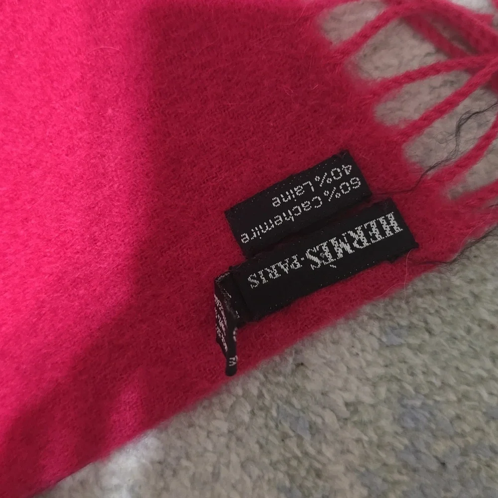 Authentic Hermès muffler